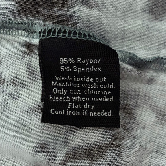 Rock & Republic Tie Dye Cold Shoulder Tee - Picture 4 of 4